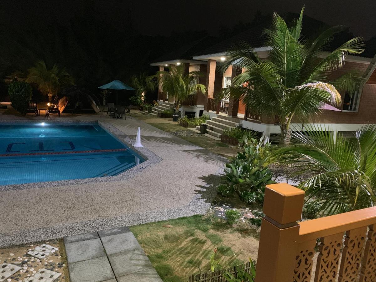 Casa Tanjung Jara Hotel Dungun Exterior photo