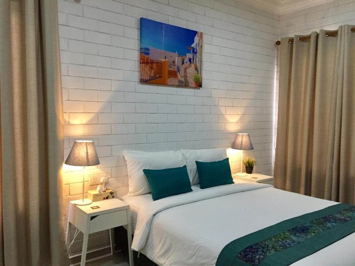 Casa Tanjung Jara Hotel Dungun Exterior photo